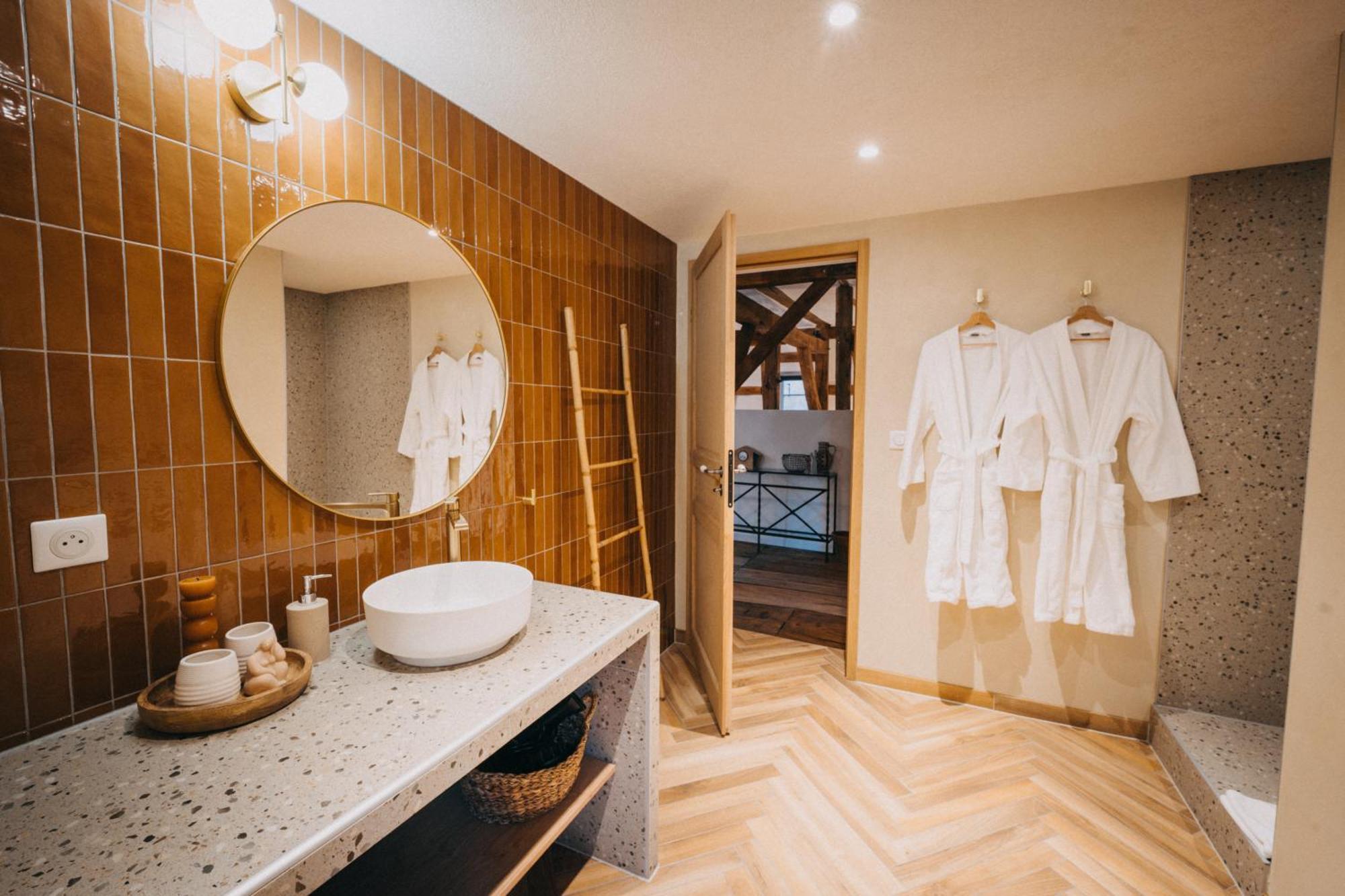 Le Couvent Apartment วิสซ็องบูร์ ภายนอก รูปภาพ